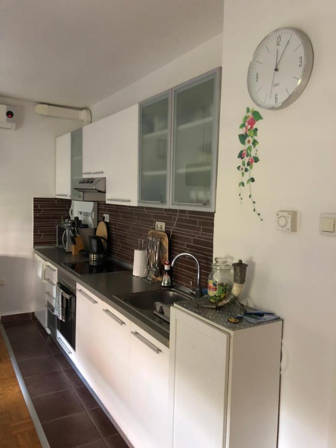 Apartment Sweet Dreams-Close To Zoo,Dinamo Stadium And The City Center Zagreb Exteriör bild